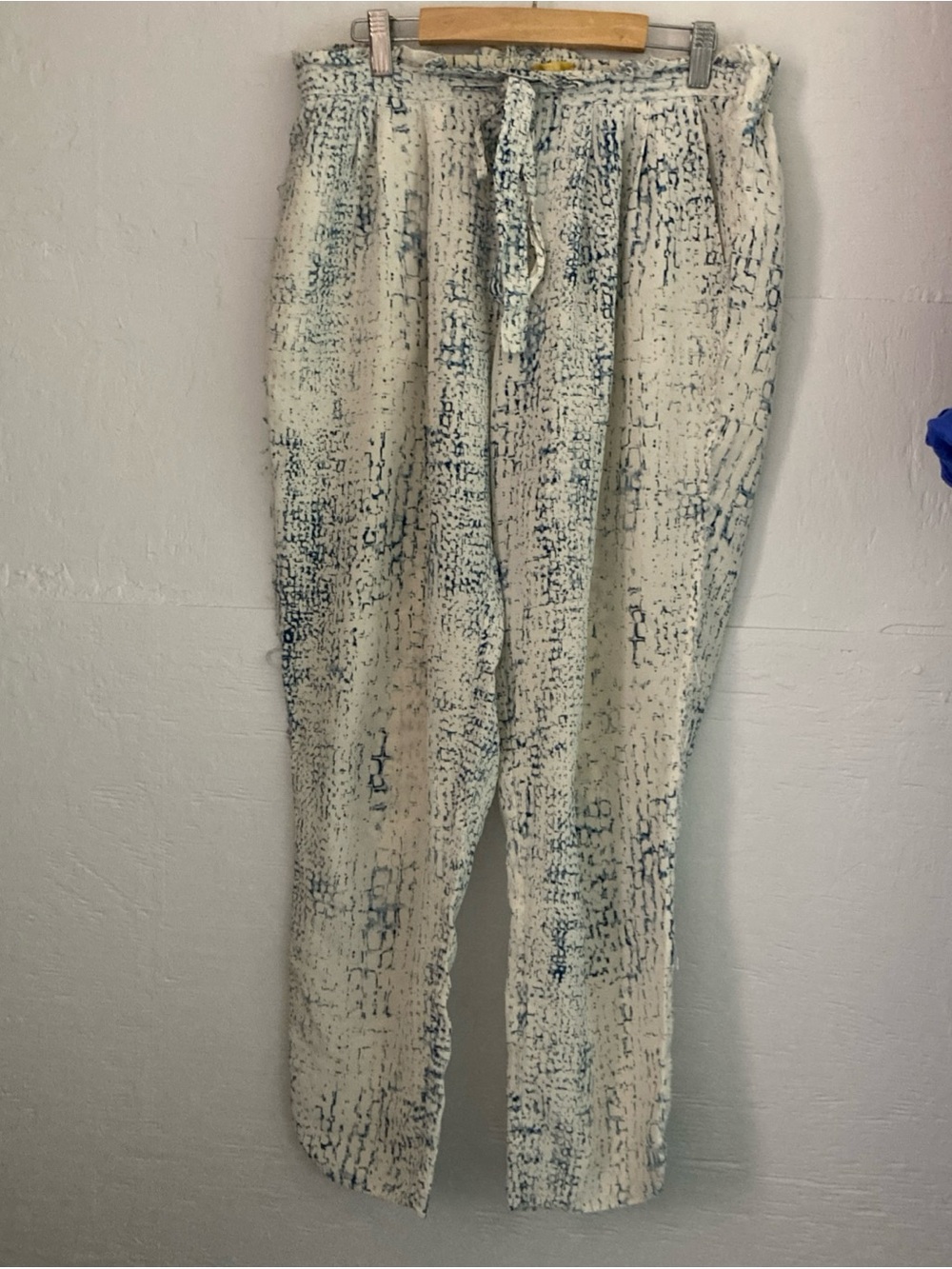 Ramy Brook Cream Pants with Navy Abstract Print S
